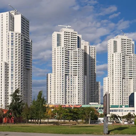 Cevahir Sky Happy With Free Parking Skopje