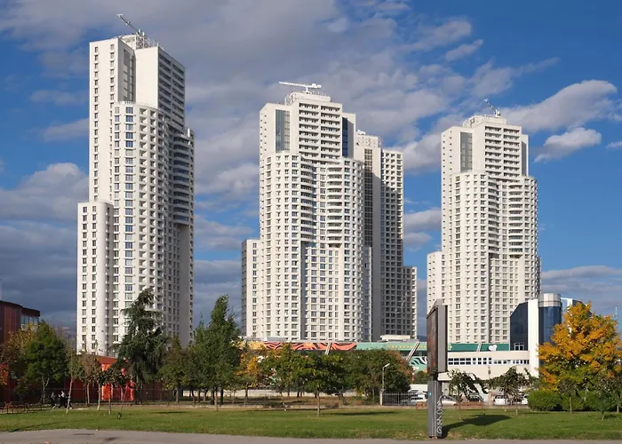 Cevahir Sky Happy With Free Parking Skopje